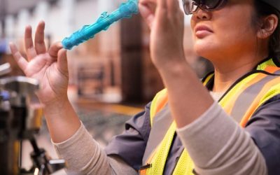 3 ways mixed reality empowers frontline workers